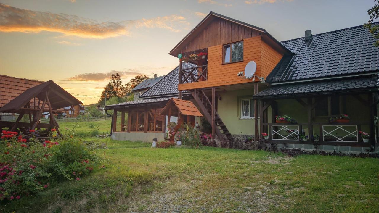 Villa Zatishok Bilya Richky Pilipets Exterior foto